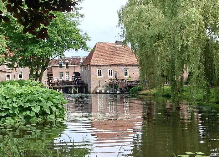 Δωμάτια σε οικογενειακή κατοικία Oude Haven